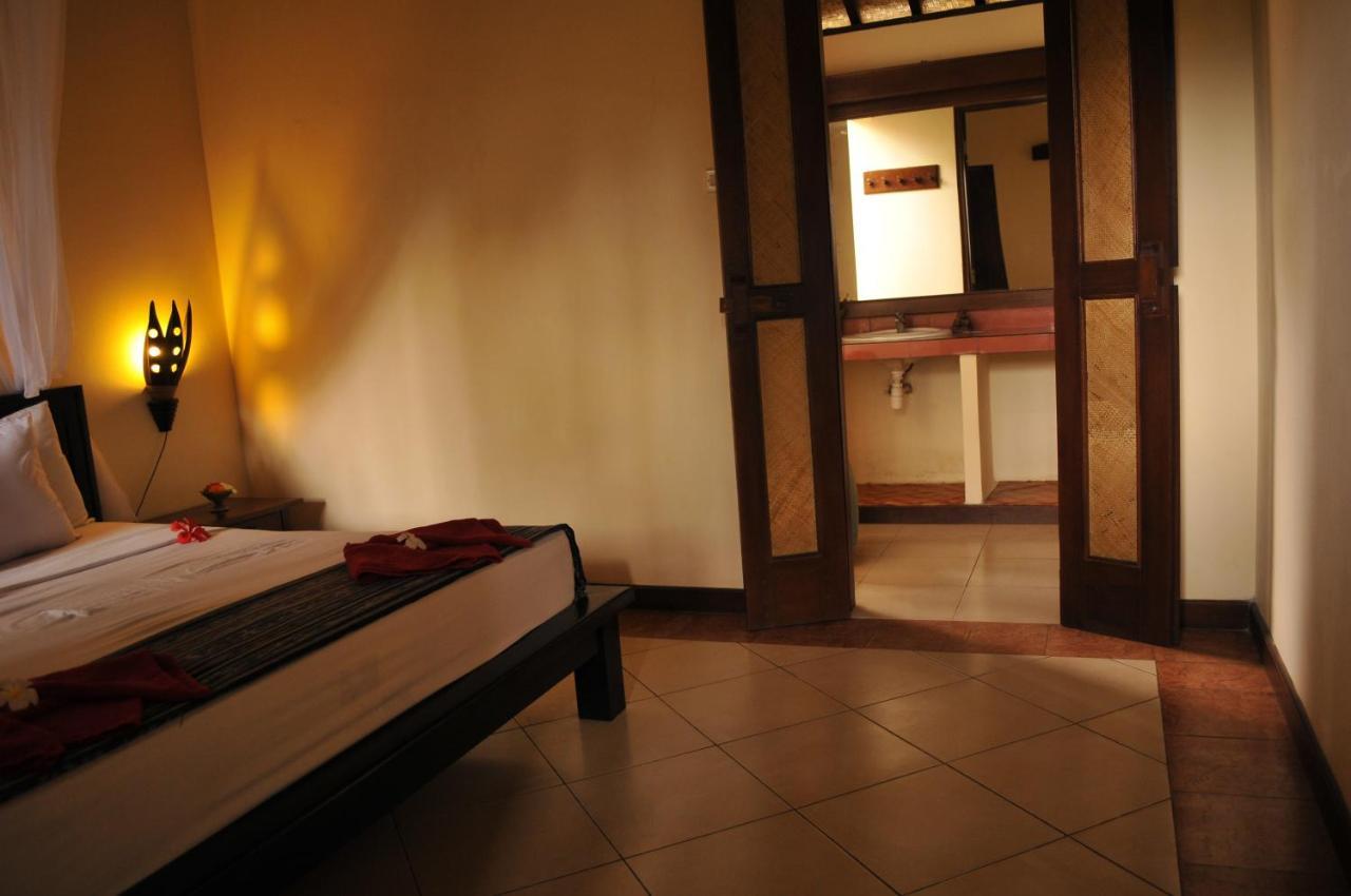 Tirta Sari Bungalow Hotel Pemuteran  Ngoại thất bức ảnh